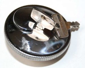 Tankdop 40mm verchroomd met slot