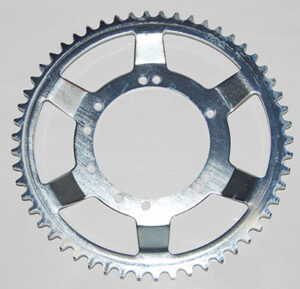 Achtertandwiel 54T, Ø94, 10 gats, 12mm hoog, gietwiel Mobylette